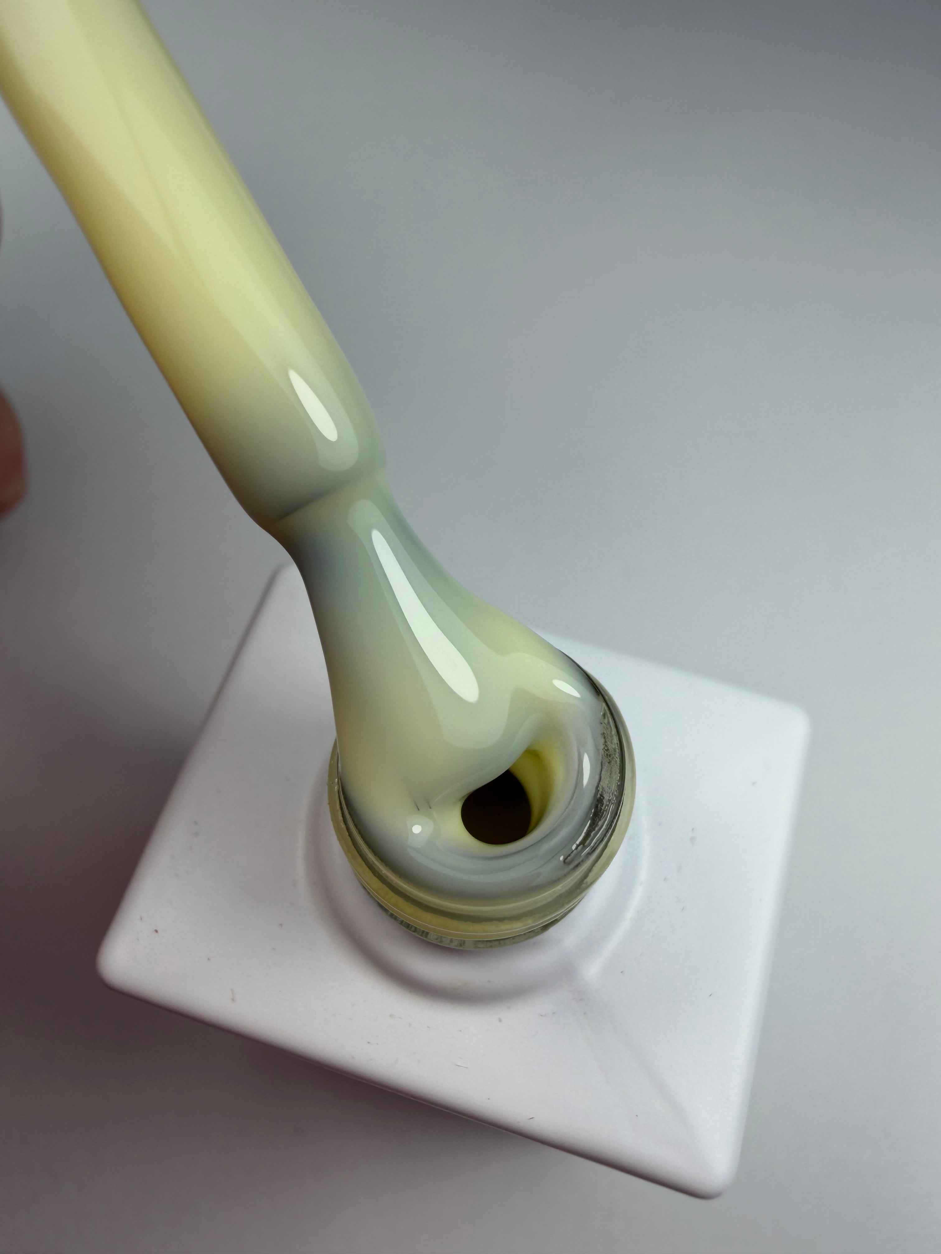 BUTTER CREAM Liquid PolyGel Hema & TPO Freea