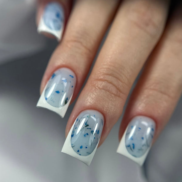 Milky Blue Flower Gel 15g HEMA & TPO Free